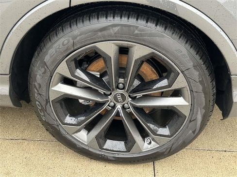 New 2026 Audi Q7 3.0T Premium Plus image 4