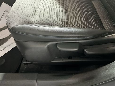 Used 2024 Chevrolet Trax LT image 14