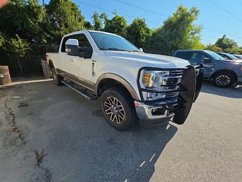 Certified 2019 Ford F250 Lariat w/ Lariat Ultimate Package AWD/4WD image 2