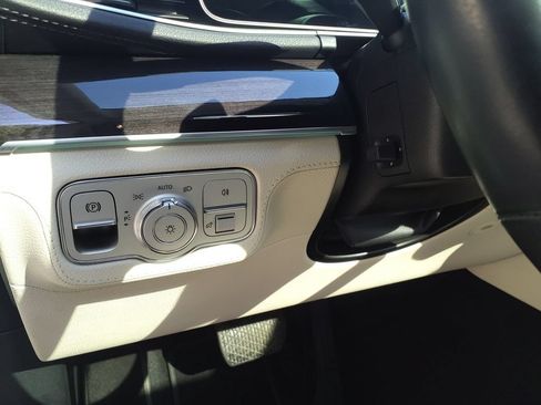 Used 2021 Mercedes-Benz GLE 350 image 22