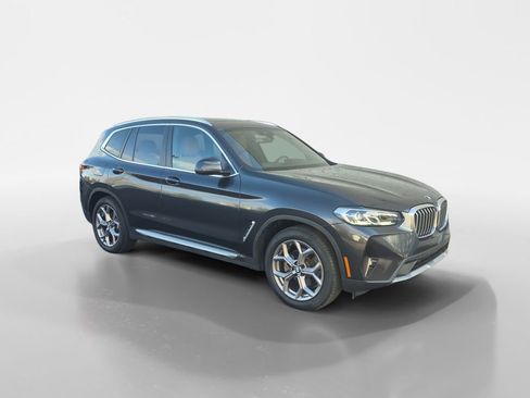 Used 2022 BMW X3 xDrive30i w/ Convenience Package image 2