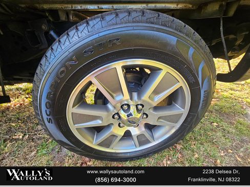 Used 2014 Ford F150 Lariat w/ Equipment Group 501A Mid image 34