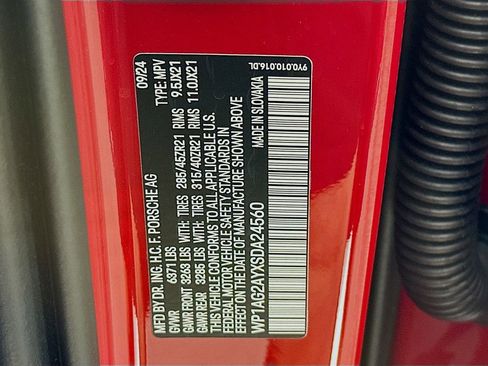 Used 2025 Porsche Cayenne GTS image 35