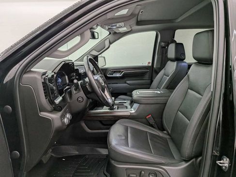 Used 2022 GMC Sierra 1500 SLT w/ SLT Convenience Package image 19