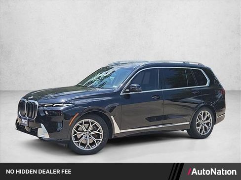 Used 2024 BMW X7 xDrive40i w/ Premium Package AWD/4WD image 1