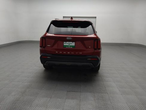 Used 2021 Kia Sorento S w/ Panoramic Sunroof Package image 7