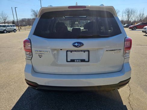 Used 2017 Subaru Forester 2.5i Premium w/ All-Weather Package image 4