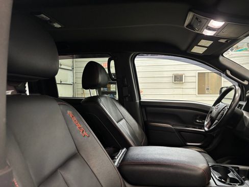 Used 2021 Nissan Titan PRO-4X w/ Pro-4x Convenience Package image 25