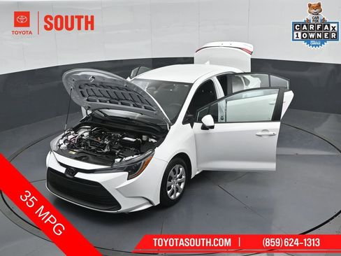 Used 2024 Toyota Corolla LE FWD image 52