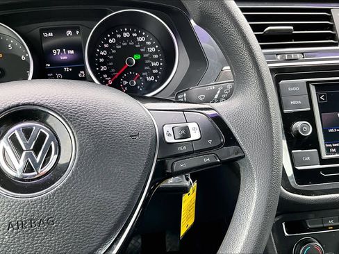 Used 2019 Volkswagen Tiguan S FWD image 24