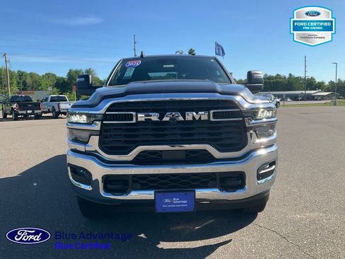 Used 2025 RAM 2500 Big Horn AWD/4WD image 27