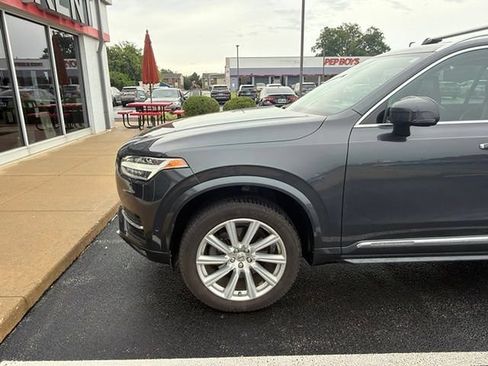 Used 2017 Volvo XC90 T6 Inscription w/ Vision Package AWD/4WD image 10