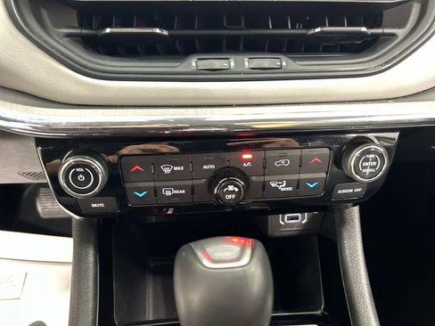 Used 2022 Jeep Compass Limited AWD/4WD image 16