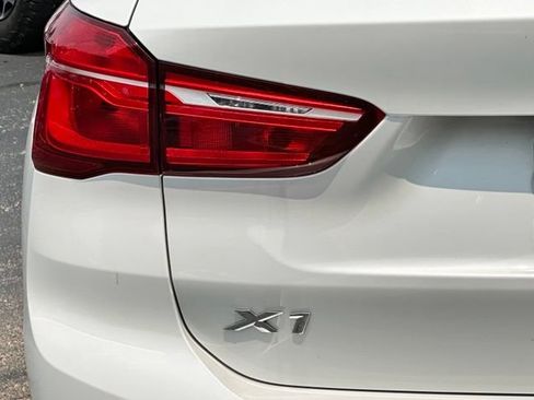 Used 2021 BMW X1 sDrive28i w/ Convenience Package FWD image 10