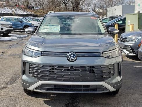 New 2026 Volkswagen Tiguan SE image 5