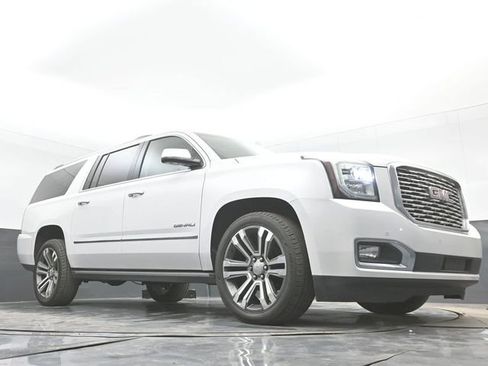 Used 2019 GMC Yukon XL Denali w/ Denali Ultimate Package image 47