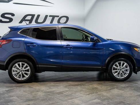 Used 2021 Nissan Rogue Sport S FWD image 8