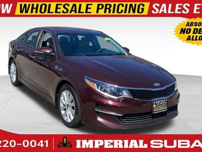 Used 2018 Kia Optima LX w/ 17" Alloy Wheels Package