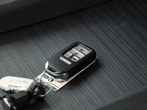 Used 2022 Honda Pilot Sport image 37