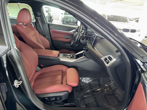 Used 2025 BMW M440i RWD image 10