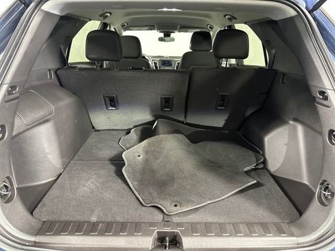 Used 2024 Chevrolet Equinox LS w/ LS Convenience Package image 26