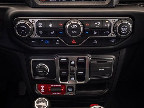 Used 2023 Jeep Wrangler Unlimited Rubicon 4xe w/ Cold Weather Group image 39