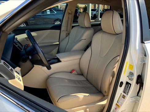 Used 2011 Toyota Venza AWD w/ Premium Pkg #2 image 7
