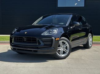 Certified 2024 Porsche Macan image 1