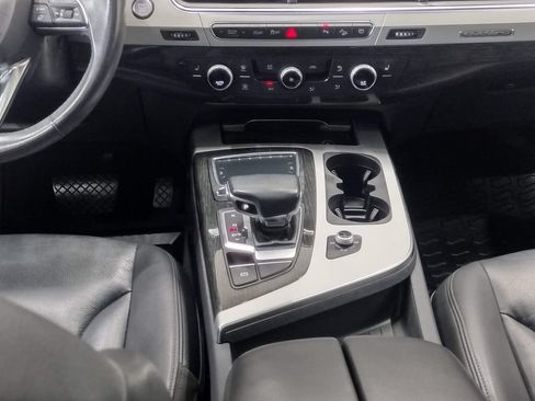 Used 2018 Audi Q7 2.0T Premium Plus w/ Premium Plus Package AWD/4WD image 46