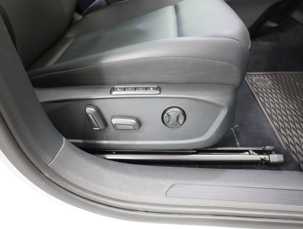 Used 2022 Volkswagen ID.4 Pro S AWD/4WD image 22