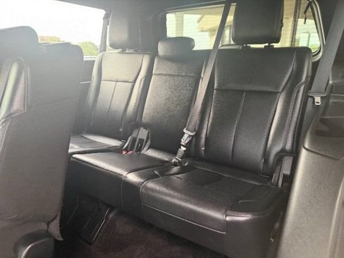 Used 2018 Ford Expedition Max XLT AWD/4WD image 20