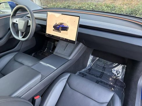 Used 2024 Tesla Model 3 Standard Range image 36