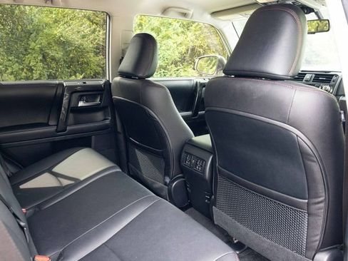 Used 2018 Toyota 4Runner TRD Off-Road Premium image 59