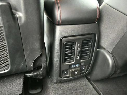 Used 2025 Dodge Durango R/T AWD/4WD image 39