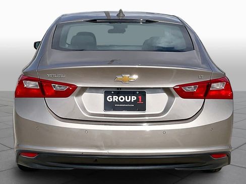 Used 2023 Chevrolet Malibu LT w/ Driver Confidence Package FWD image 5