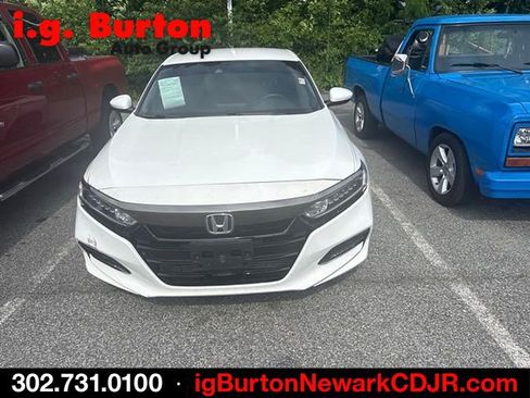 Used 2019 Honda Accord Sport image 3