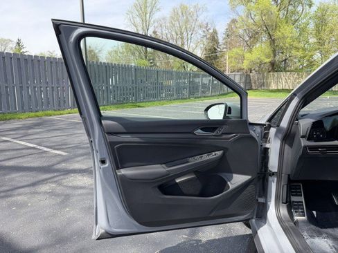 Used 2024 Volkswagen GTI SE w/ SE Leather Seats Package FWD image 19