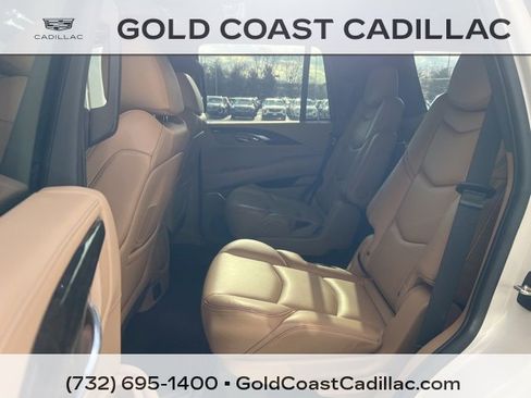 Used 2020 Cadillac Escalade Platinum image 18
