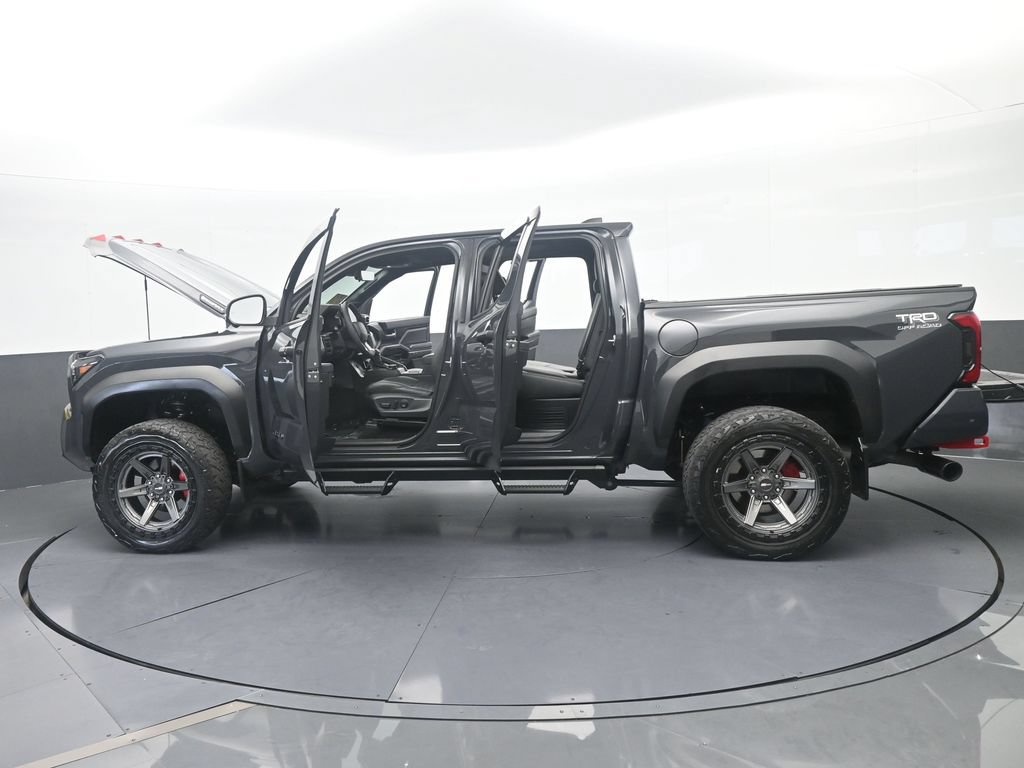 Used 2025 Toyota Tacoma TRD Off-Road w/ TRD Off Road Premium Package AWD/4WD image 82