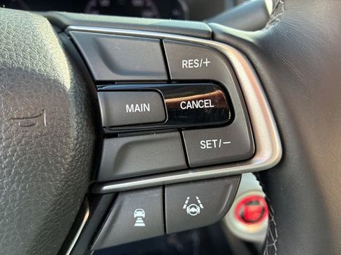 Used 2018 Honda Accord EX-L image 30