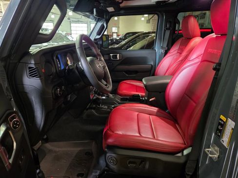 Used 2024 Jeep Wrangler Unlimited Rubicon 392 image 24