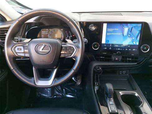 Used 2025 Lexus NX 250 250 Base image 16