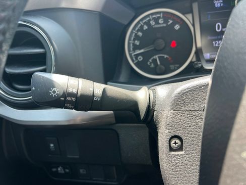 Used 2021 Toyota Tacoma SR5 RWD image 22