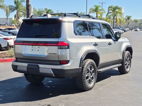 Used 2026 Lexus GX 550 AWD/4WD image 10