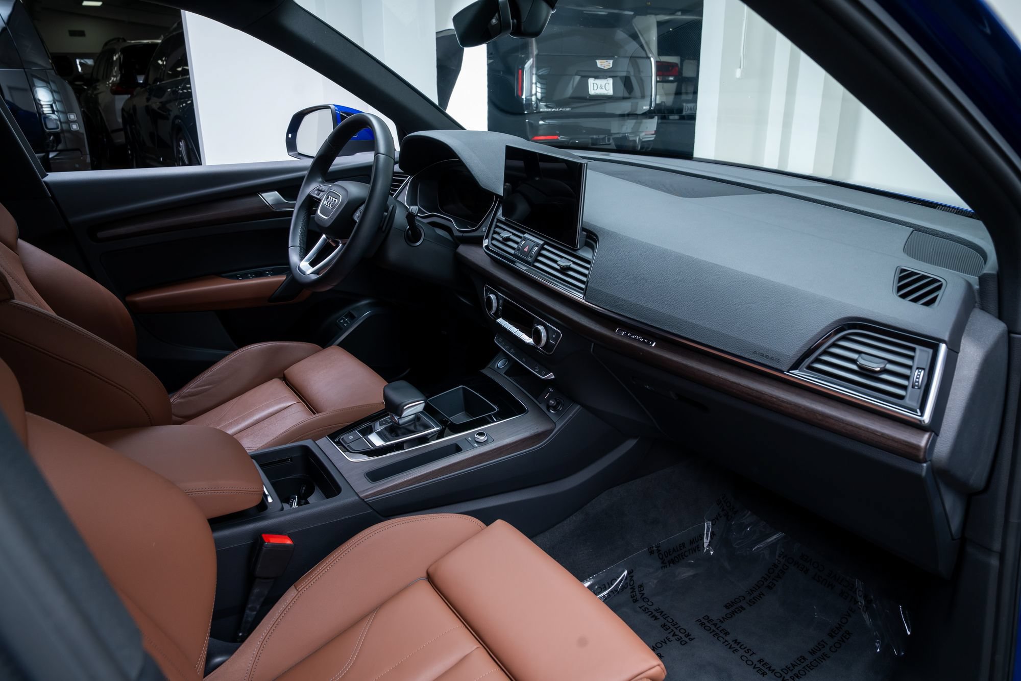 Used 2022 Audi Q5 e Premium AWD/4WD image 28