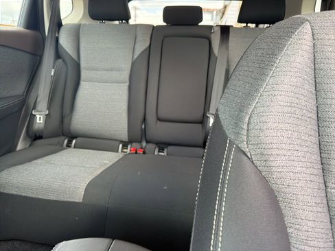 Used 2022 Nissan Rogue SV FWD image 19