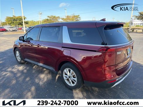 Certified 2024 Kia Carnival LX image 8