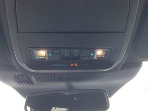 Used 2025 Ford Explorer ST AWD/4WD image 33