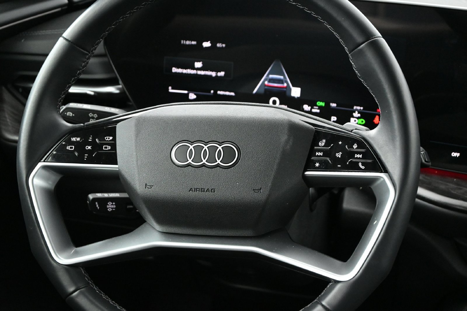 Used 2025 Audi Q5 Premium Plus w/ Premium Plus AWD/4WD image 13