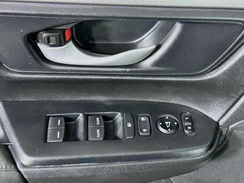 Used 2021 Honda CR-V Special Edition image 15
